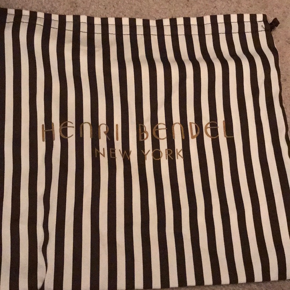 Henri Bendel Pouch